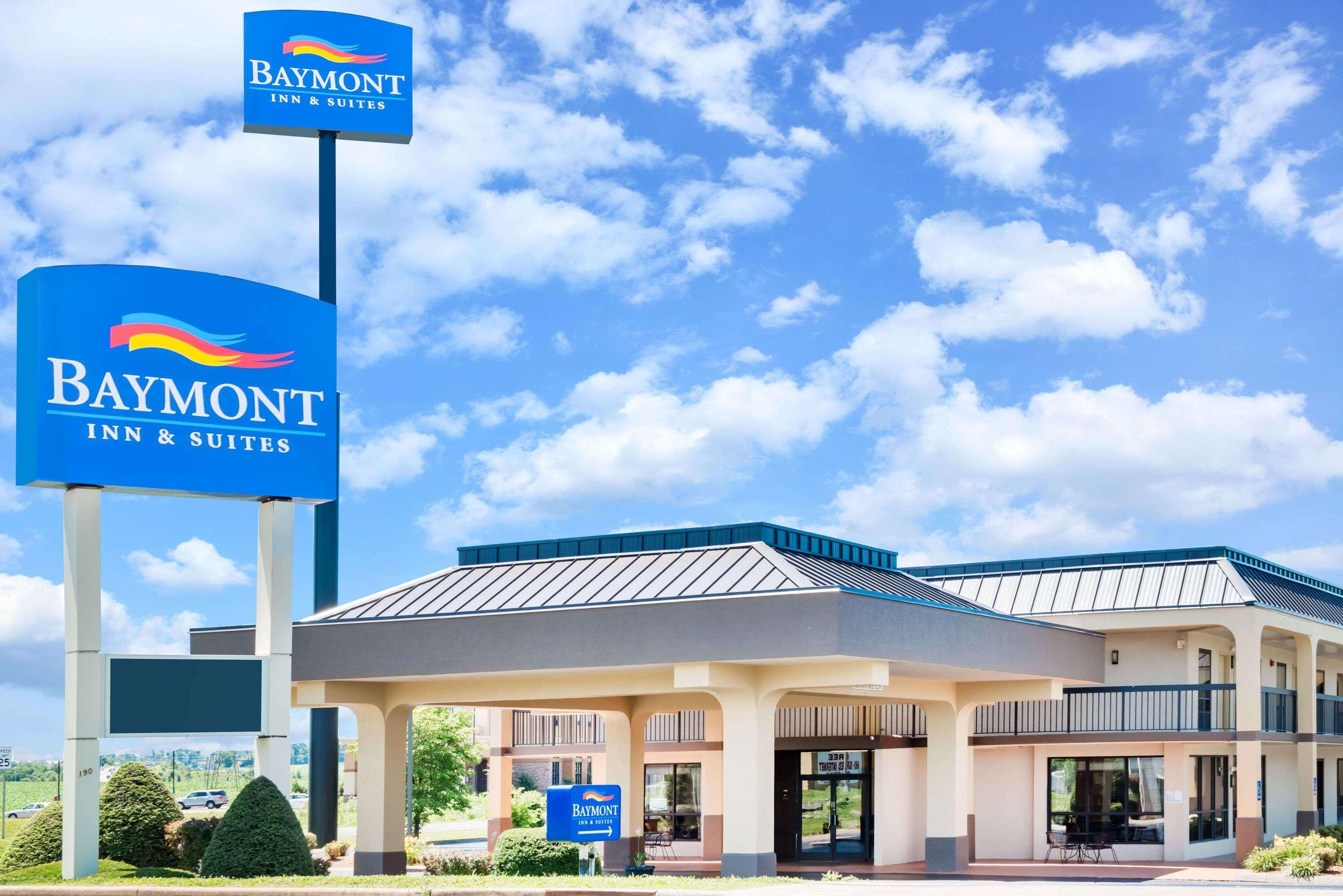 Baymont By Wyndham Clarksville Northeast Exterior foto